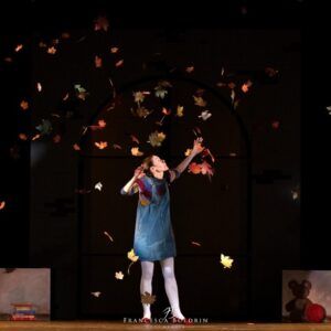 NEVICELLO E IL SEGRETO DI BABBO NATALE Teatro Martinitt NEVICELLO