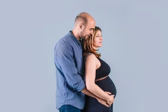Come aiutare il tuo partner a capire cosa vuol dire essere incinta