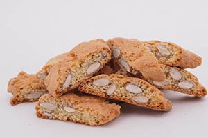 cantucci alle mandorle ricetta