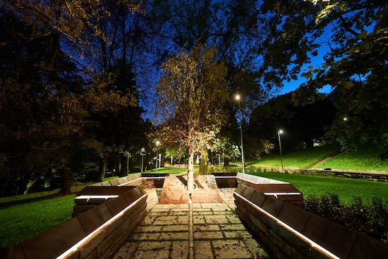 Luci e ombre al Giardino dei Giusti Luci e ombre al Giardino dei Giusti luci-e-ombre