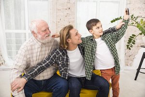 Parliamo di nonni e genitori