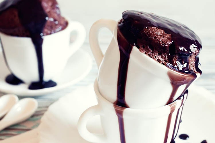 mug cake al cioccolato fondente